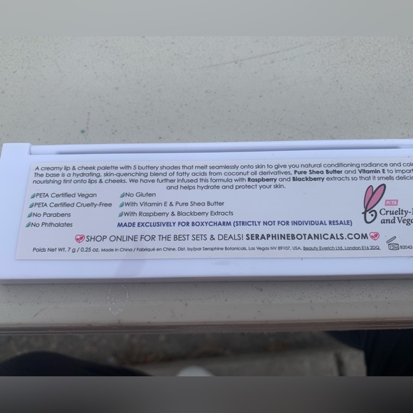 Rhubarb and Rose creamy lip and cheek palette by seraphine botanicals - Picture 4 of 4